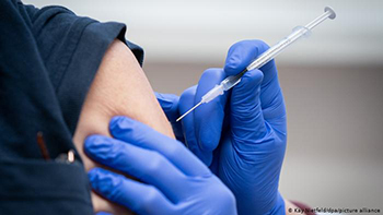 27 квітня до Чернігівської області надійшла нова партія вакцин американського та корейського виробництва – 1170 доз вакцини «Pfizer» та 9300 доз вакцини «AstraZeneca».