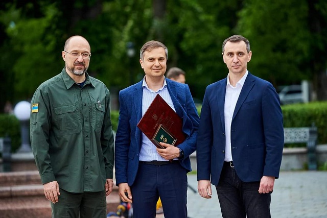 Служба екстреної медичної допомоги Чернігівщини відзначена Урядовими нагородами з нагоди Дня Екстреної медичної допомоги.