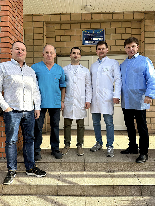 Мобільні бригади фахівців з онкології відвідують віддалені населені пункти Чернігівщини для покращення доступу до медичних послуг.